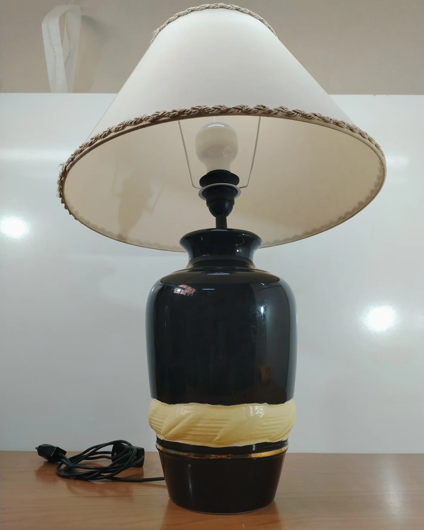 Lámpara de mesa estilo hollywood - imagen 2
