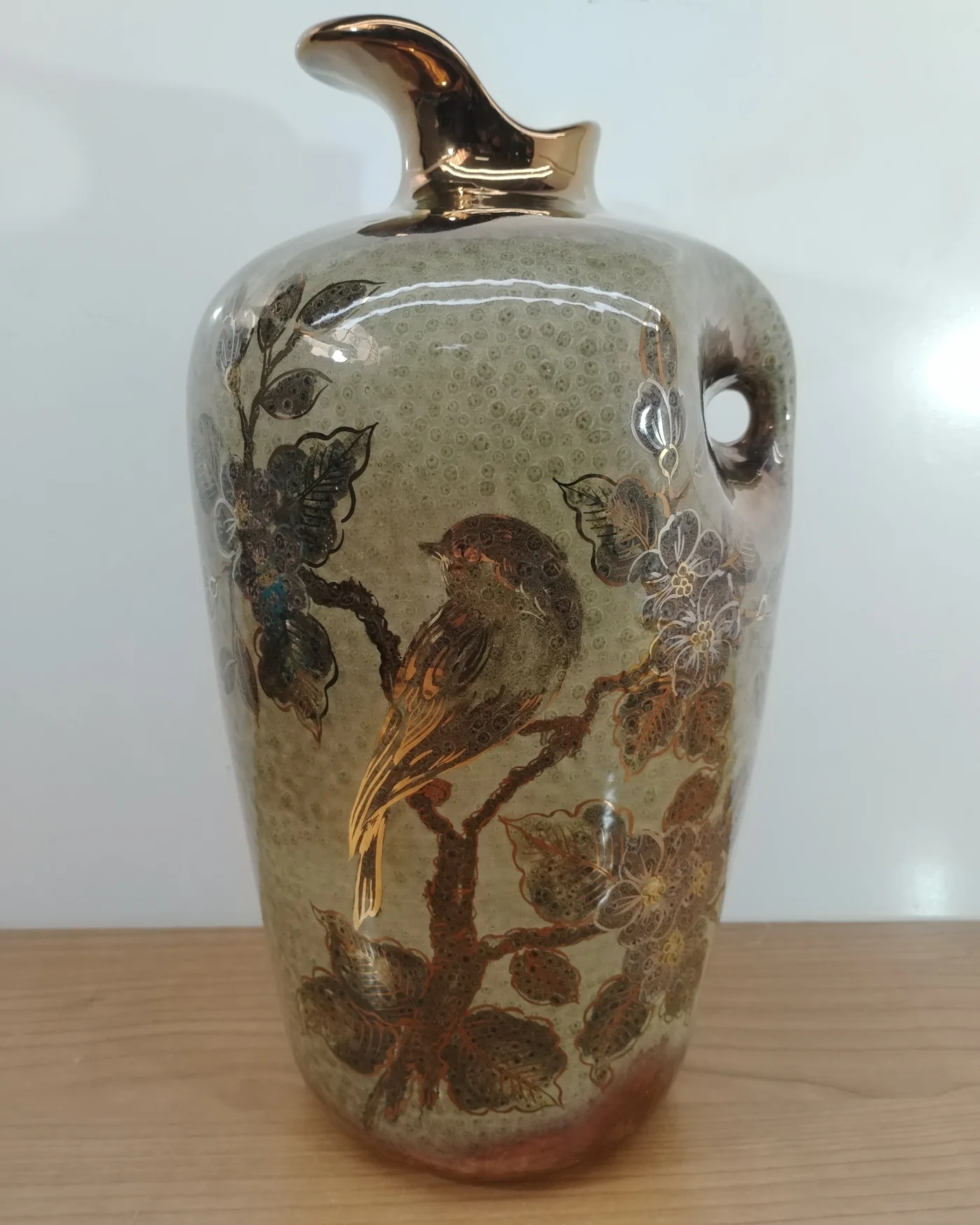 tibor de cerámica decorativa con pájaros y flores - imagen 1