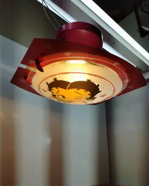 Lámpara de techo Betty Boop rosa - miniatura 3