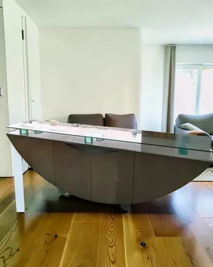 Aparador moderno de cristal y madera - miniatura 1