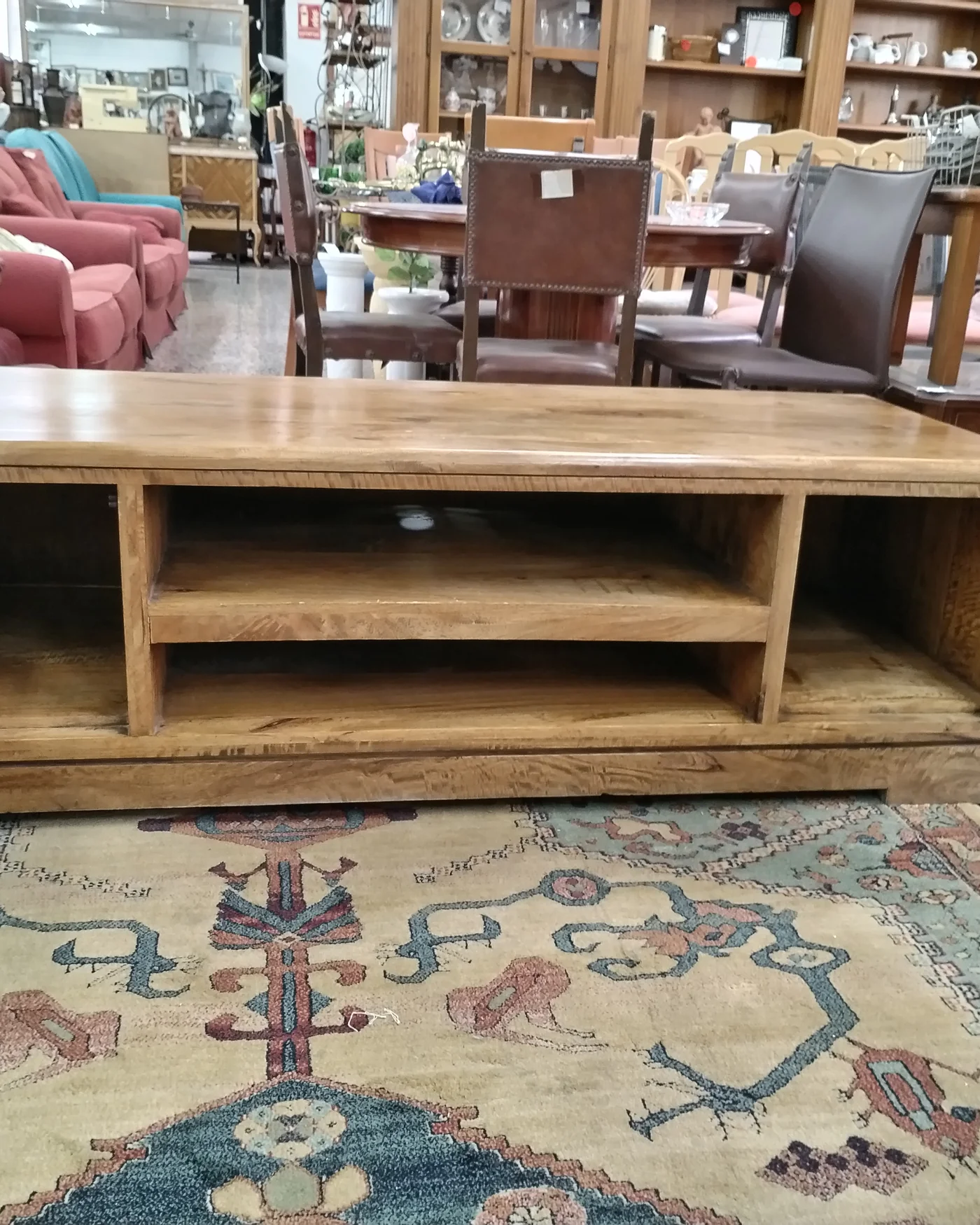 Mueble de tv rústico de madera maciza - imagen 3