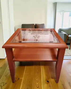 Mesita de centro auxiliar de madera con cristal - miniatura 1