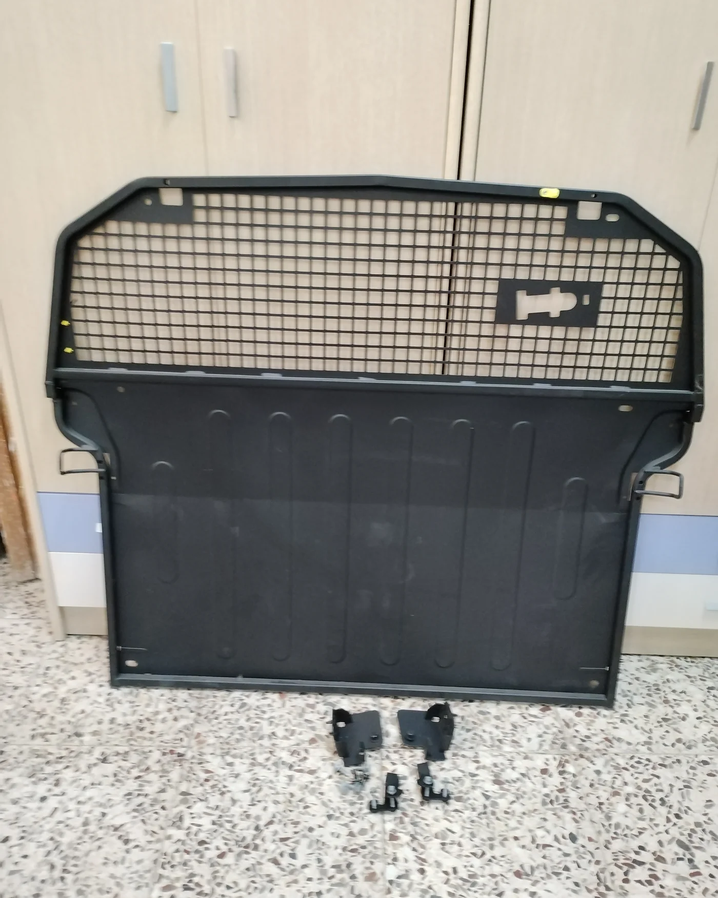Rejilla separadora de carga metálica - imagen 3