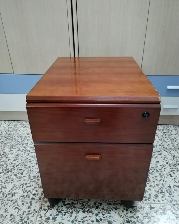 Cajonera archivador de oficina con dos cajones y ruedas