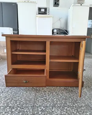 Mueble para televisión de madera - miniatura 2