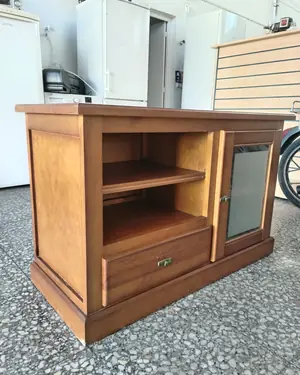 Mueble para televisión de madera - miniatura 3