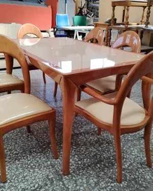 Conjunto de comedor moderno con mesa y 6 sillas - miniatura 5