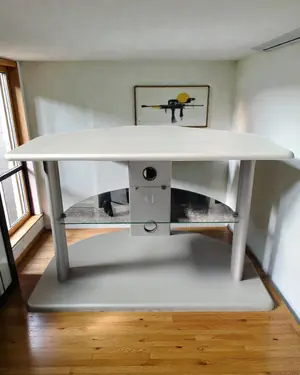 Mueble de tv con ruedas - miniatura 1
