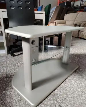 Mueble de tv con ruedas - miniatura 2