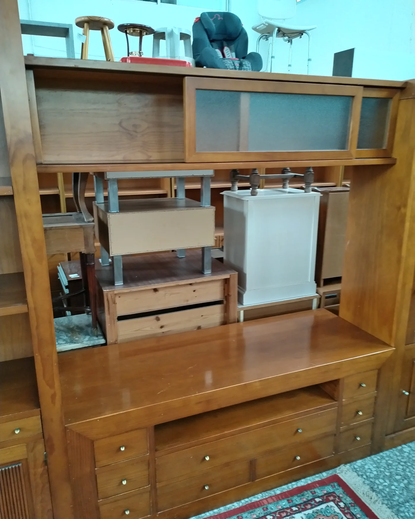 Mueble de salón modular en madera - imagen 7