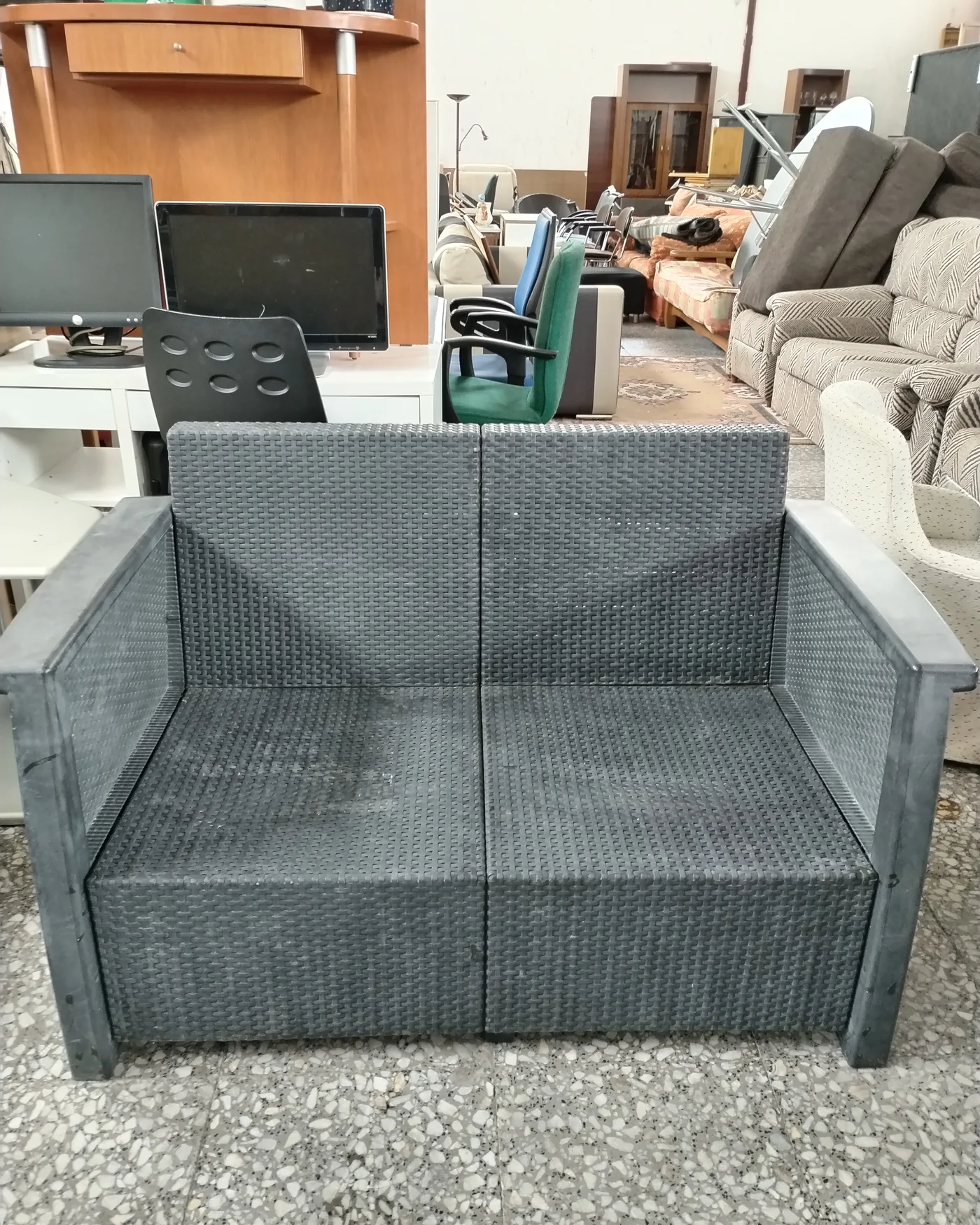Conjunto de Muebles de Exterior en Resina - imagen 5