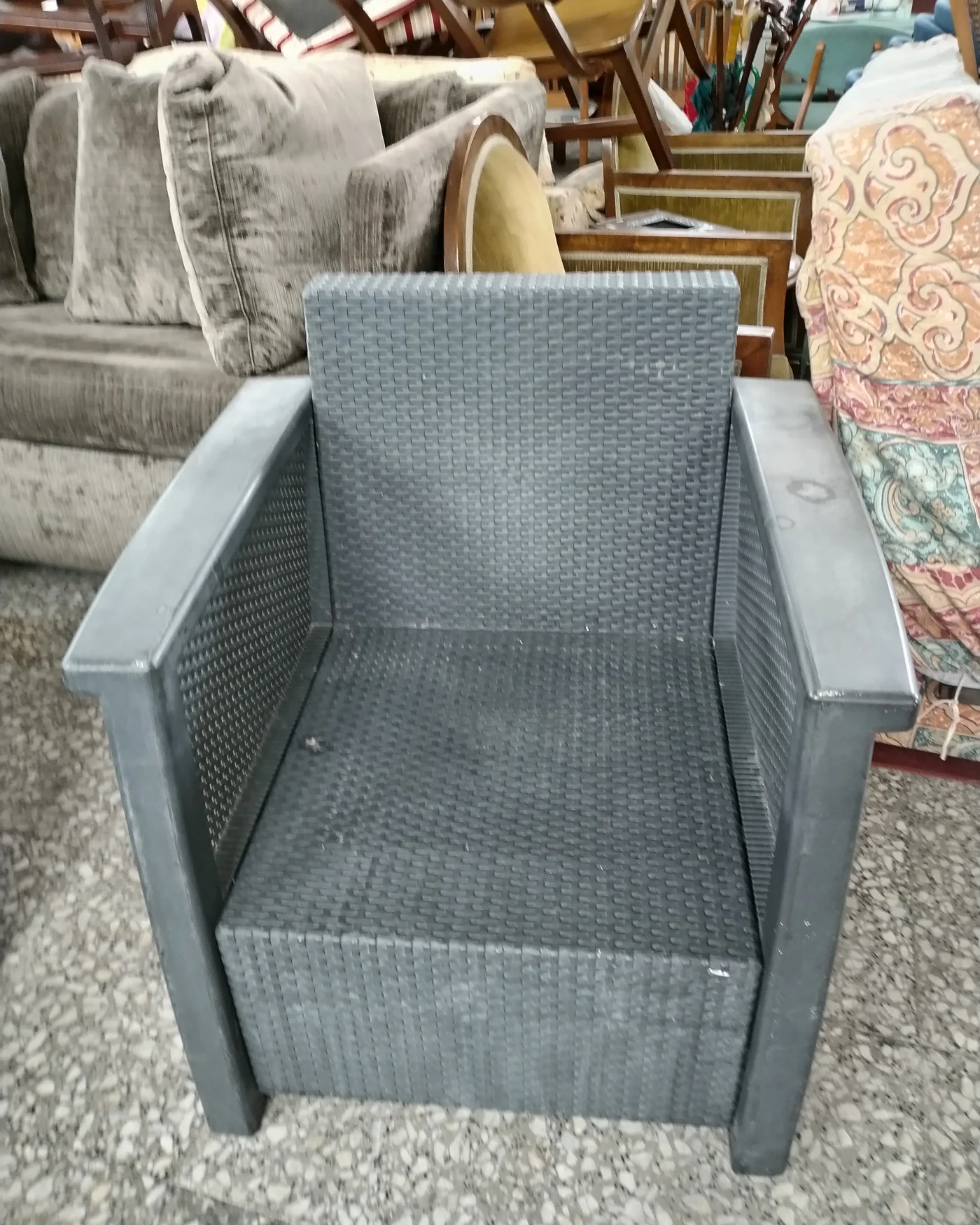 Conjunto de Muebles de Exterior en Resina - imagen 6