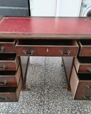 Escritorio de pedestal vintage con tapa de cuero - miniatura 5