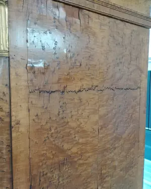 Armario antiguo estilo Biedermeier con espejo y detalles dorados - miniatura 5
