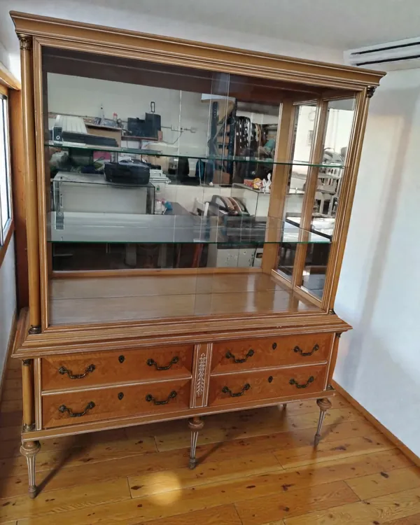 Mueble de Cómoda y Vitrina Alacena