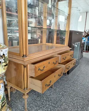 Mueble de cómoda y vitrina alacena - miniatura 3