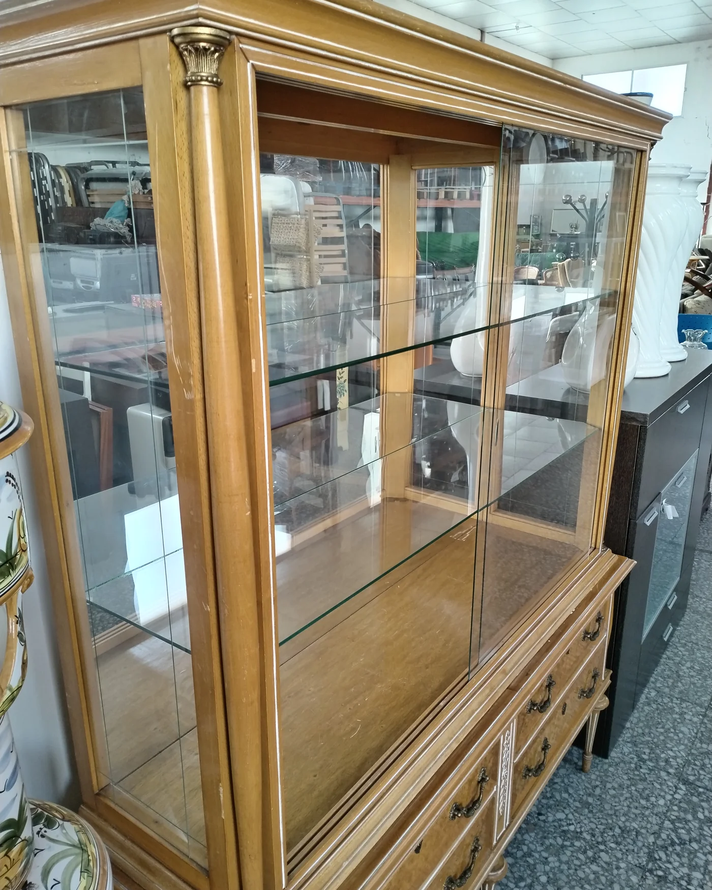 Mueble de cómoda y vitrina alacena - imagen 4