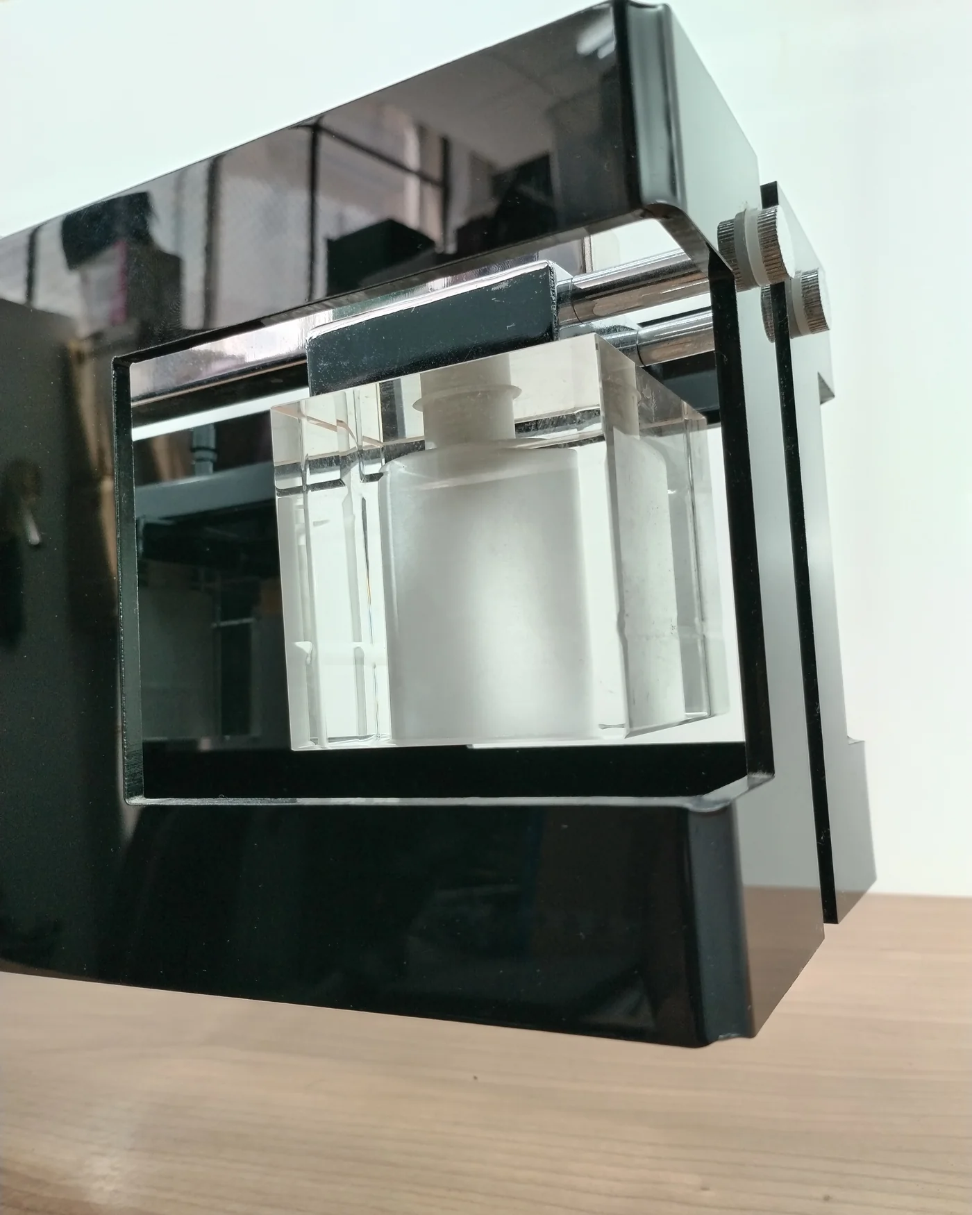 Lámpara de techo moderna de cristal y metal - imagen 4