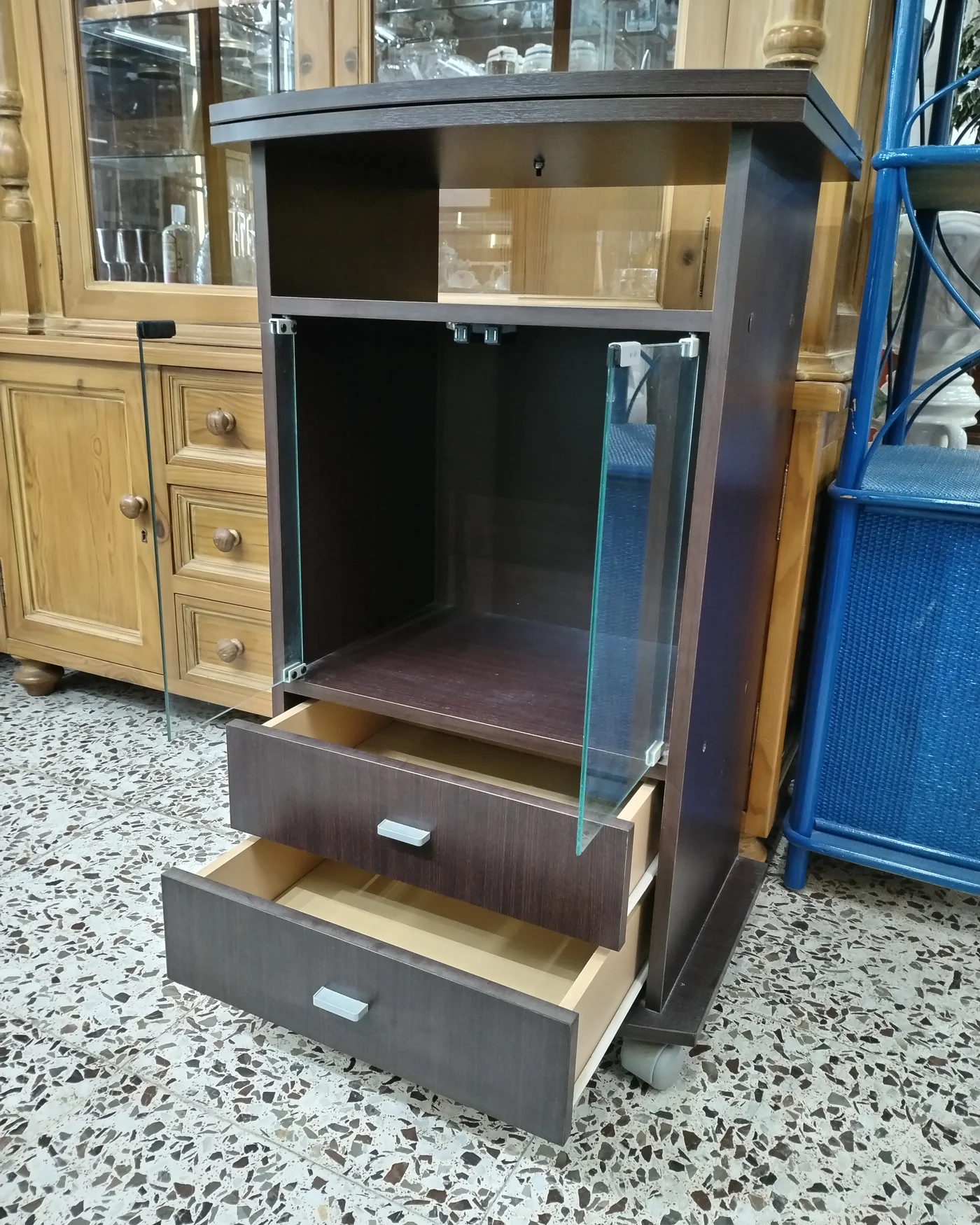 Mueble para tv en madera oscura - imagen 2