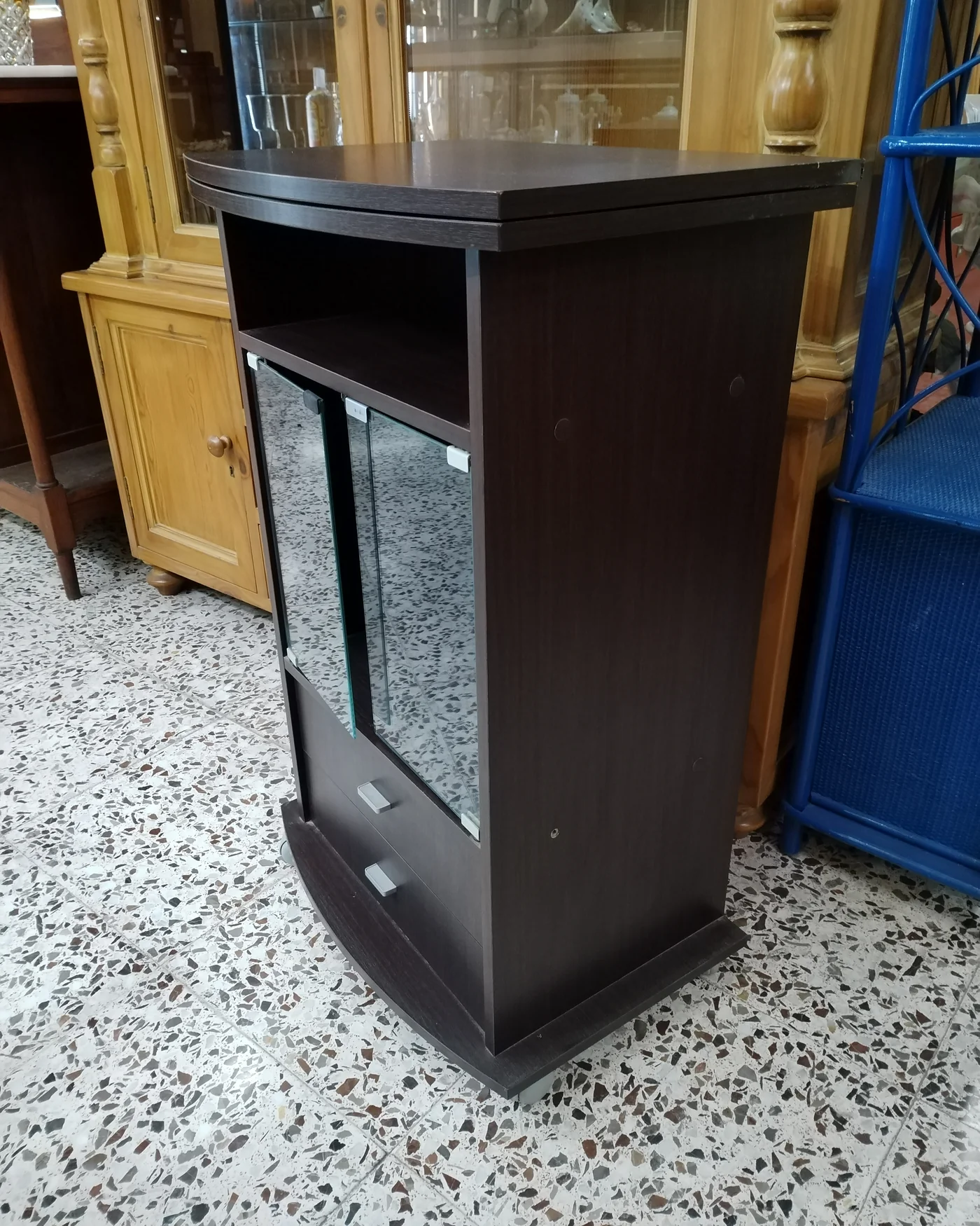 Mueble para tv en madera oscura - imagen 3