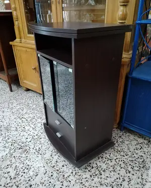 Mueble para tv en madera oscura - miniatura 3