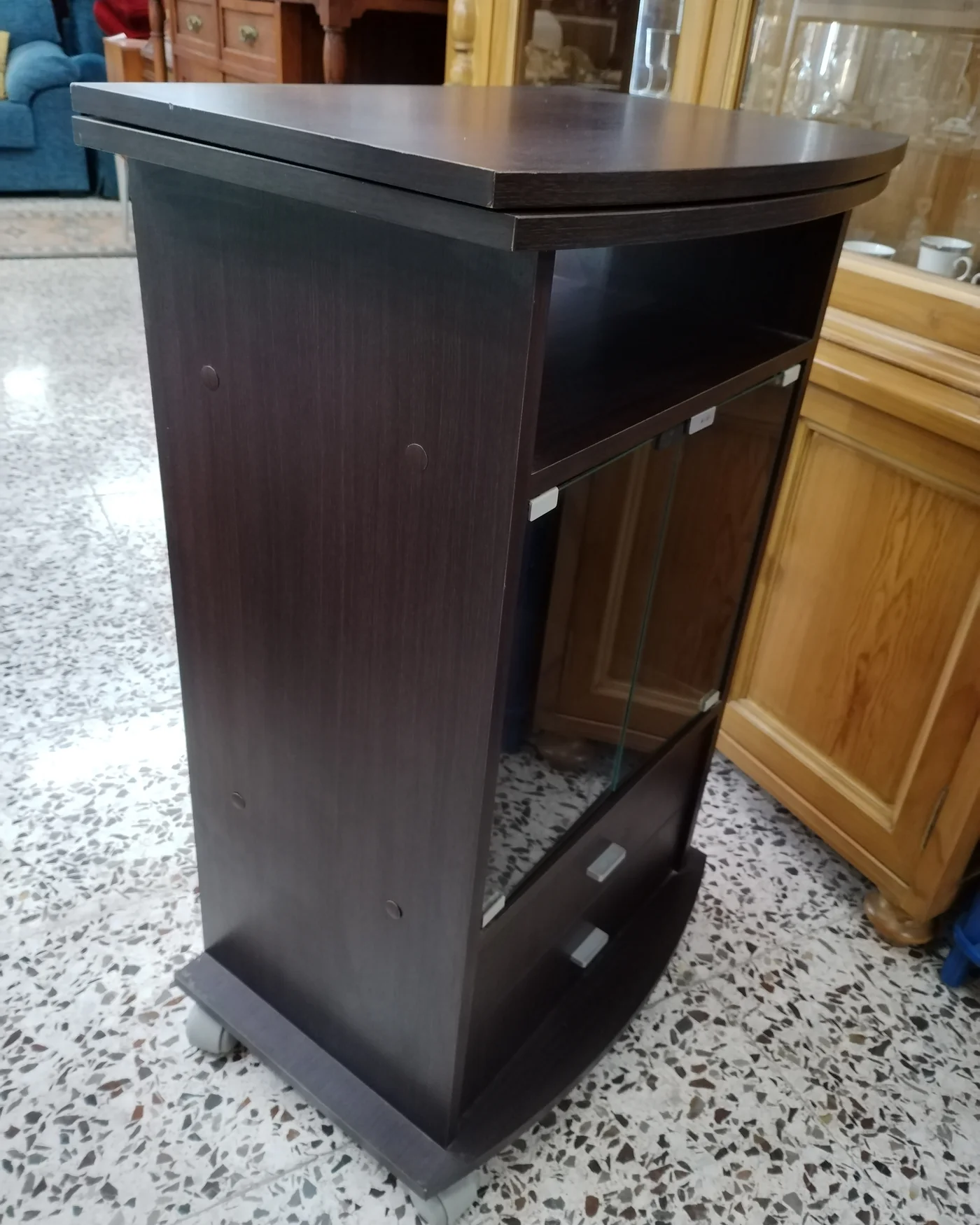 Mueble para tv en madera oscura - imagen 5