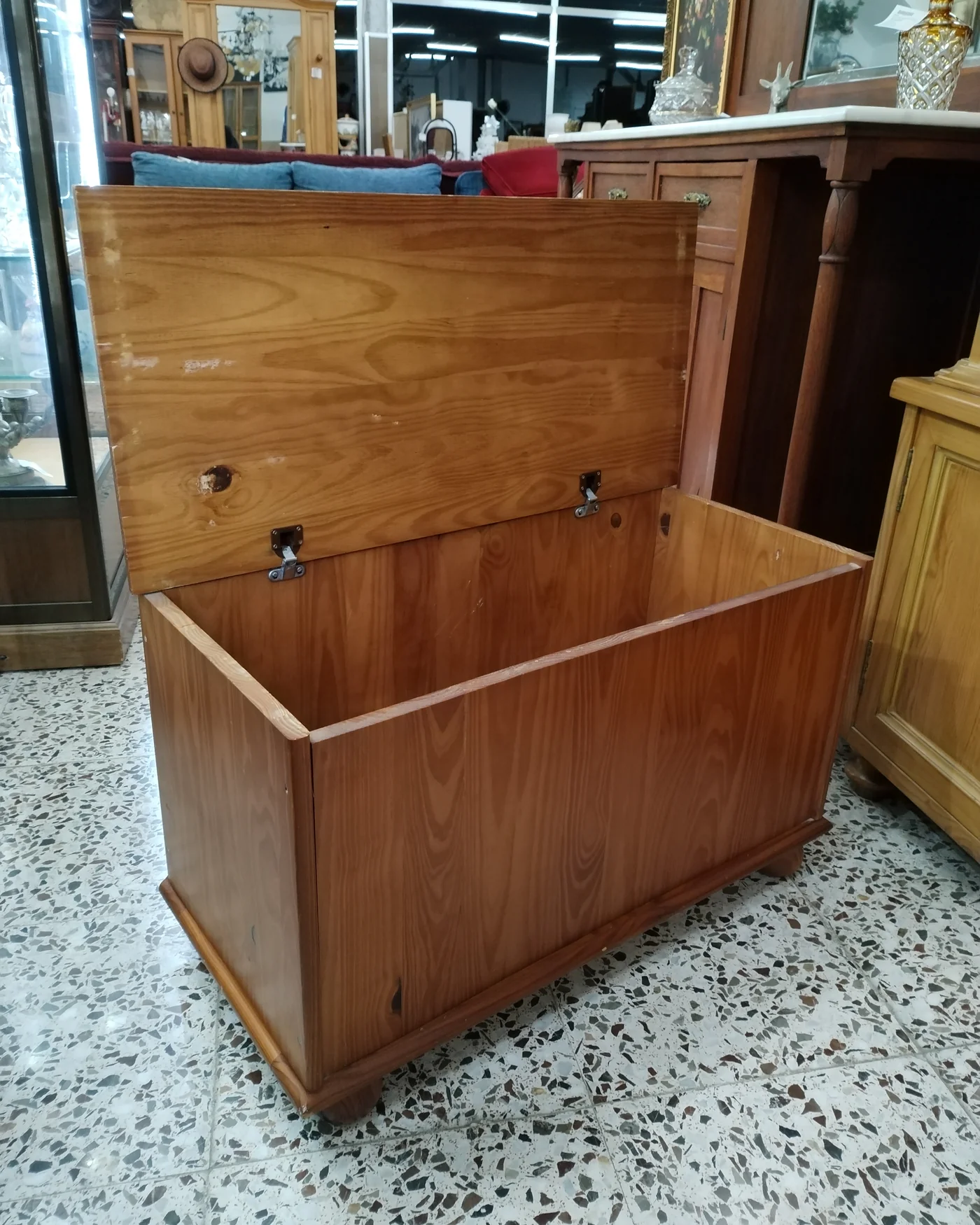 Arcon de madera rustica - imagen 3