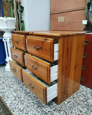 Par de mesitas de noche de pino - miniatura 3