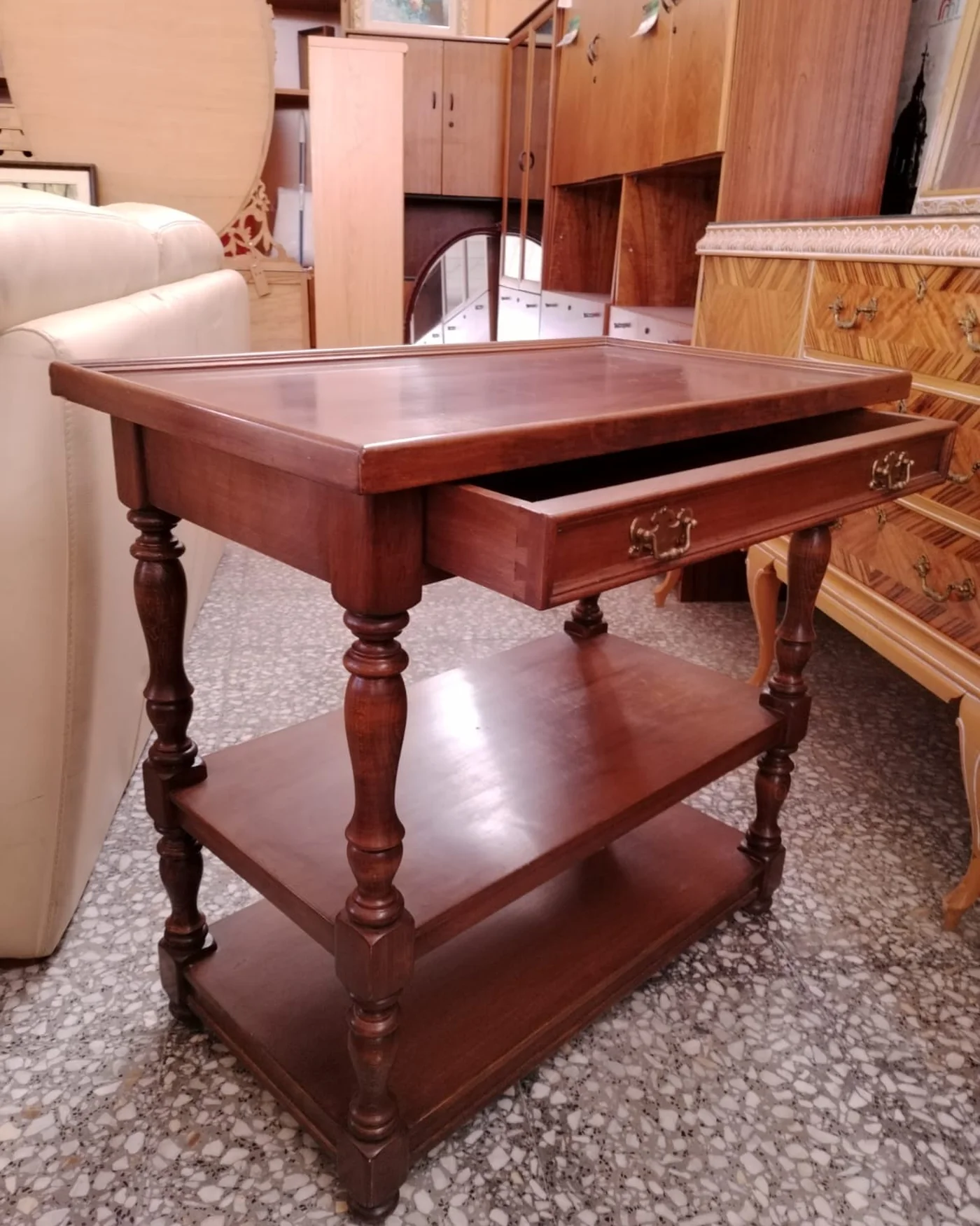 Mesa de Tv de Estilo Clásico - imagen 5