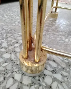 Mesa de Centro Vintage de Latón y Cristal Ahumado - miniatura 4