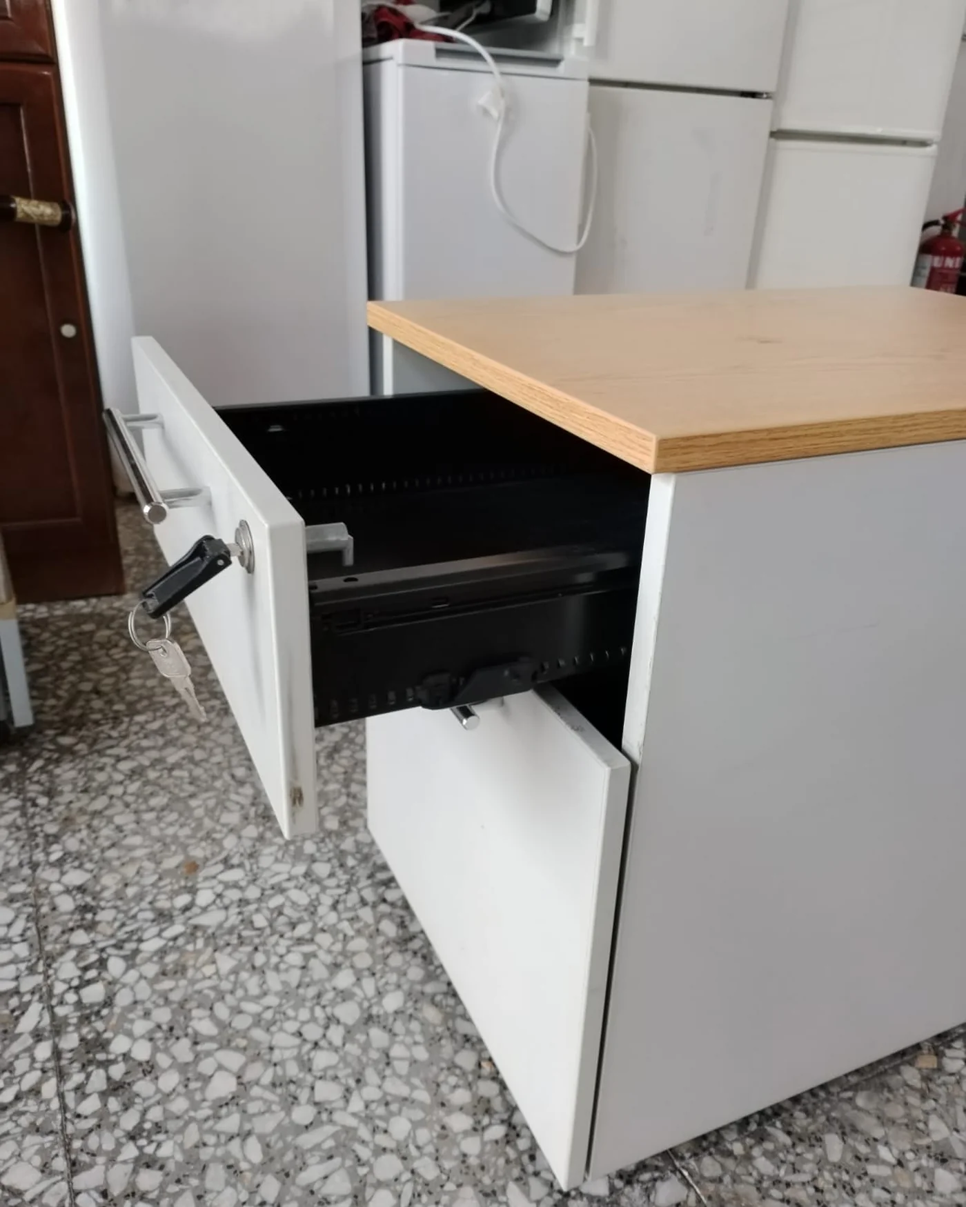Archivador Móvil de Oficina con Dos Cajones y Tapa de Madera - imagen 7