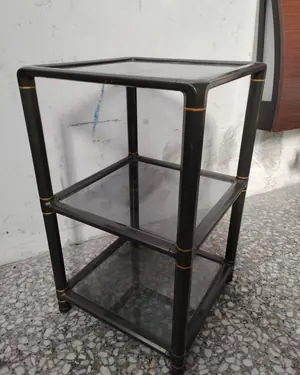 Mesa auxiliar de tres niveles con estructura tipo bambú - miniatura 3