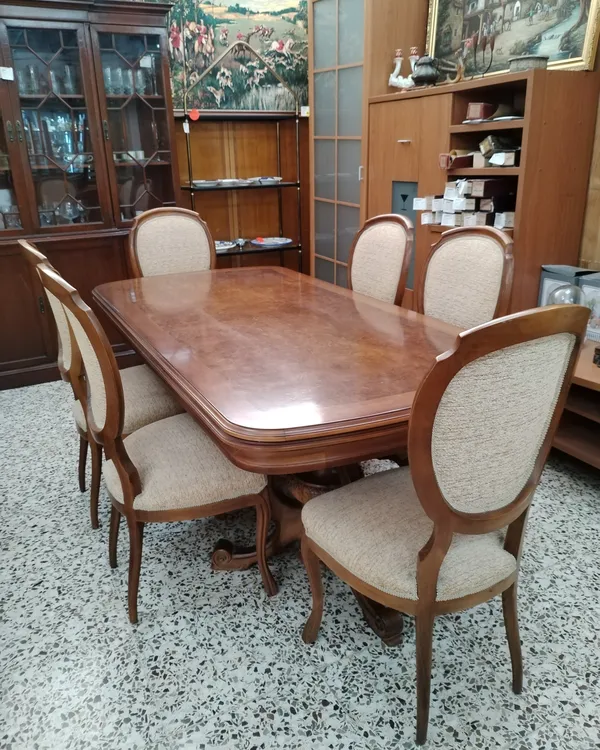 Conjunto de Mesa de Comedor Extensible y 6 Sillas Estilo Clásico