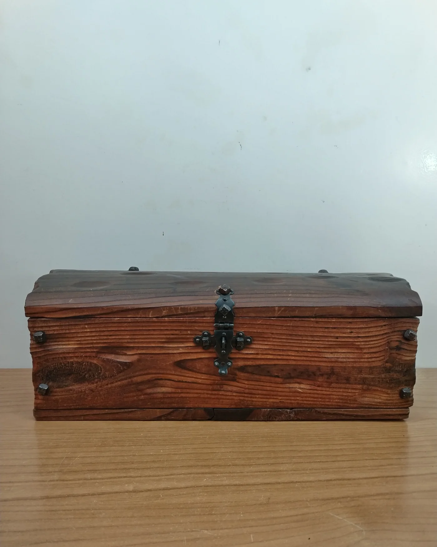 COFRE ANTIGUO RUSTICO - imagen 1