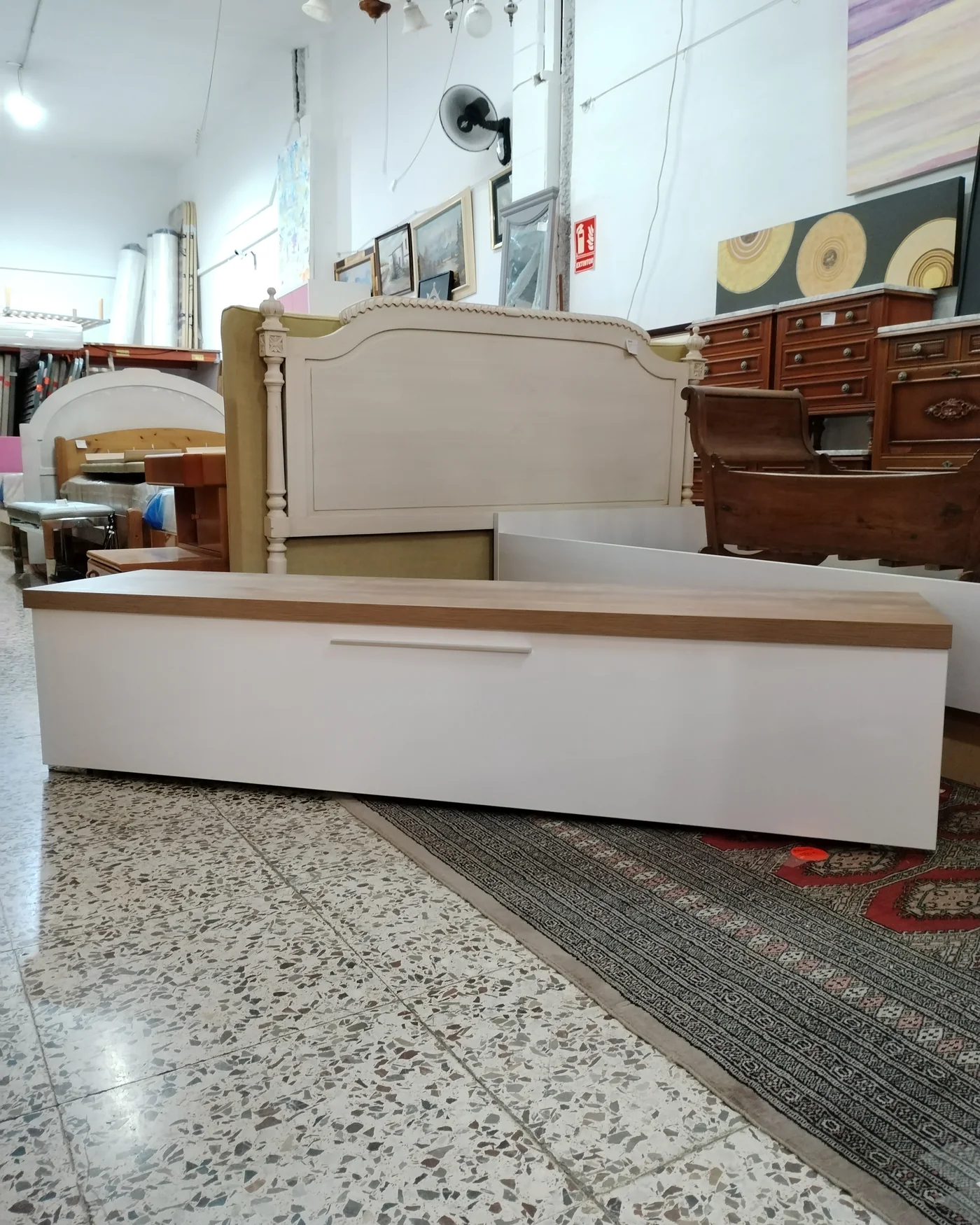 Mueble bajo tv - imagen 2