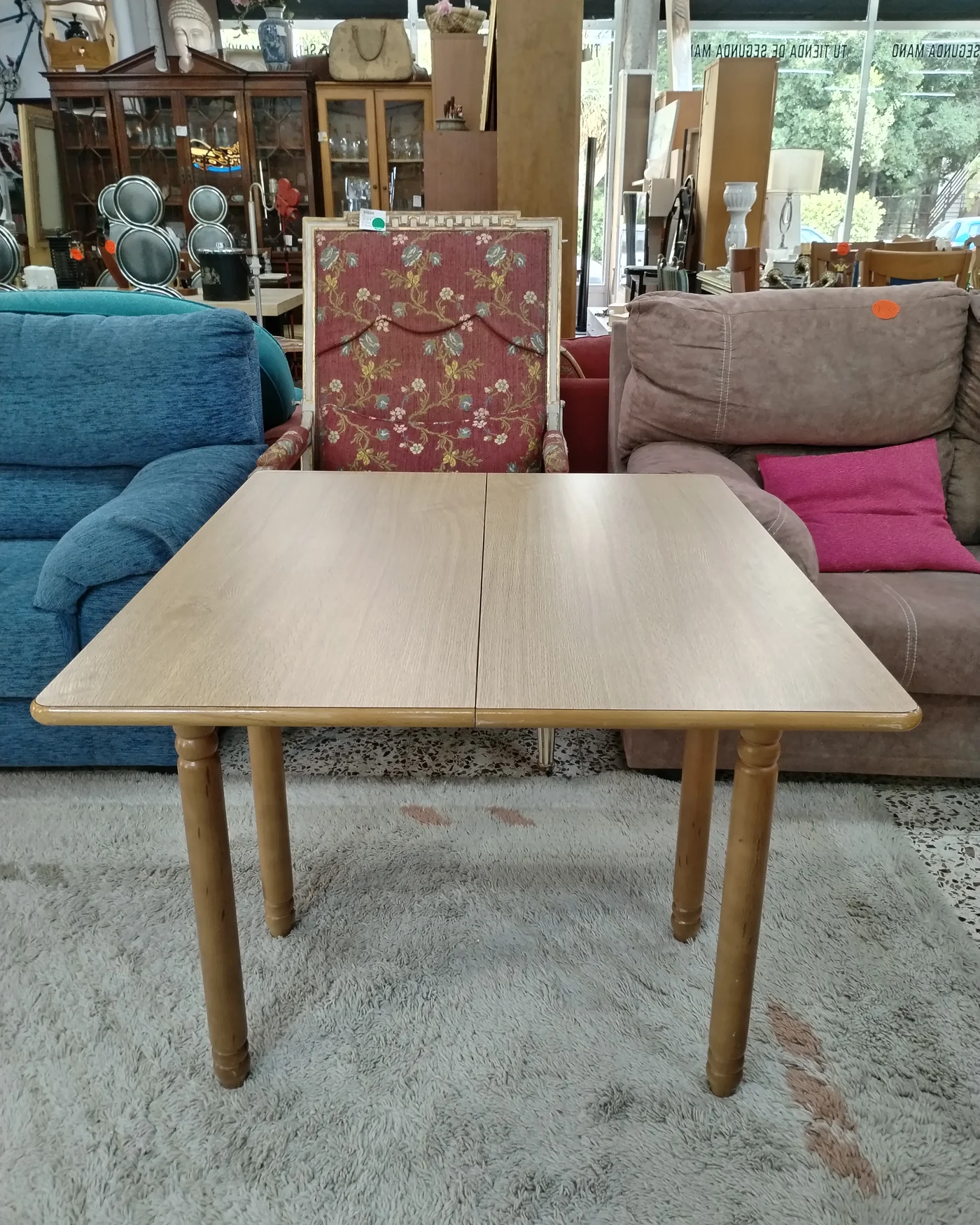 Mesa de cocina extensible con cajón - imagen 3