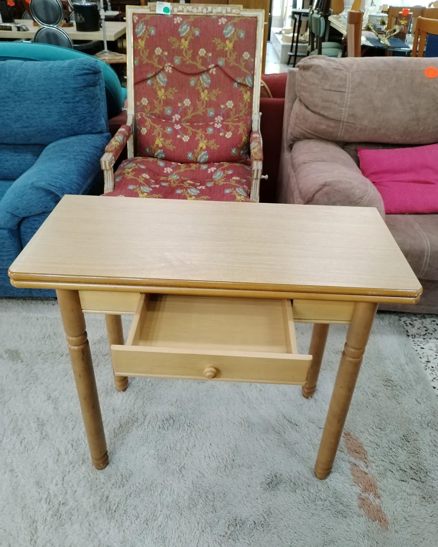 Mesa de cocina extensible con cajón - imagen 4