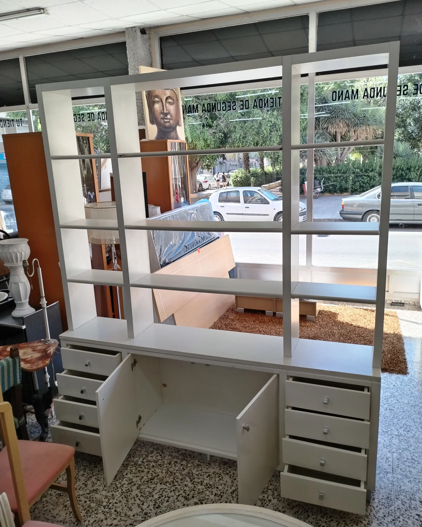 Estantería modular blanca con consola y cajones - imagen 3