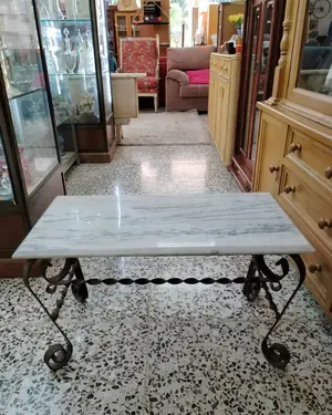 Mesa de forja y mármol - miniatura 1