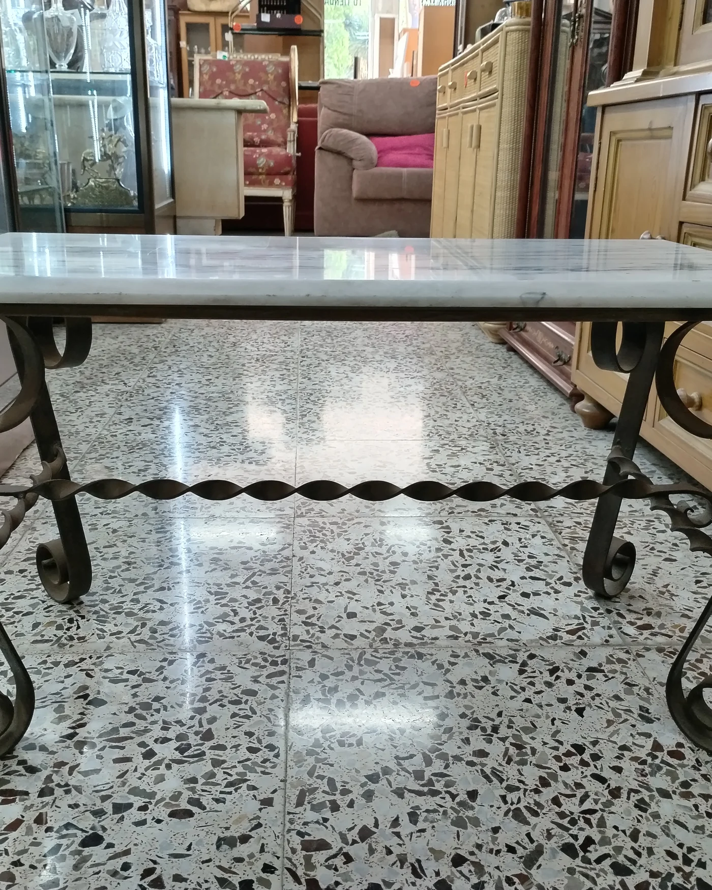 Mesa de forja y mármol - imagen 2