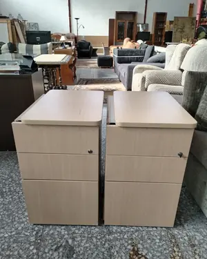 Par de archivadores de oficina con tres cajones - miniatura 2