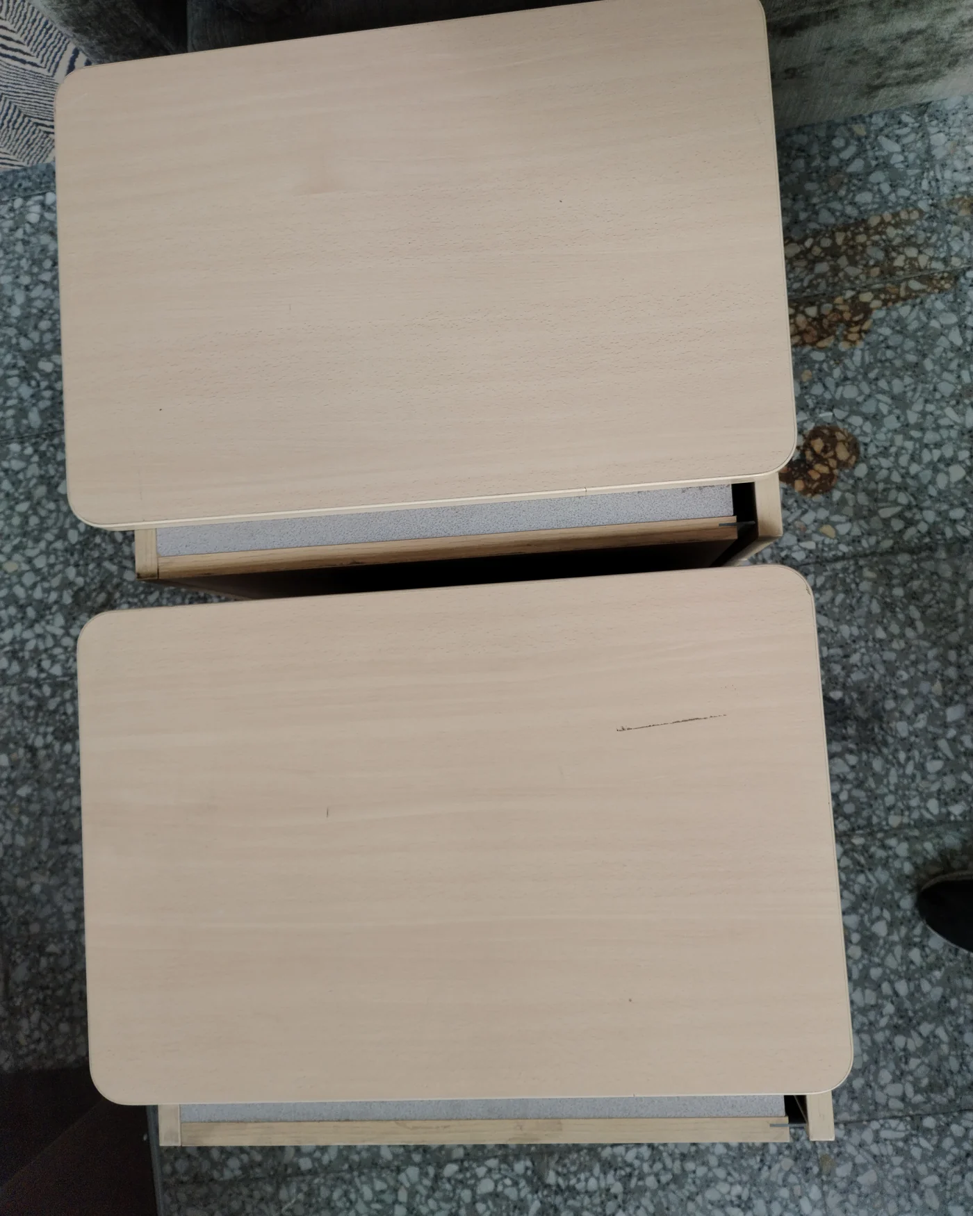 Par de archivadores de oficina con tres cajones - imagen 5
