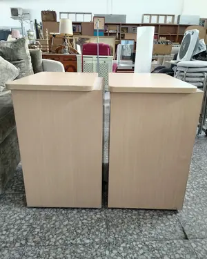 Par de archivadores de oficina con tres cajones - miniatura 6