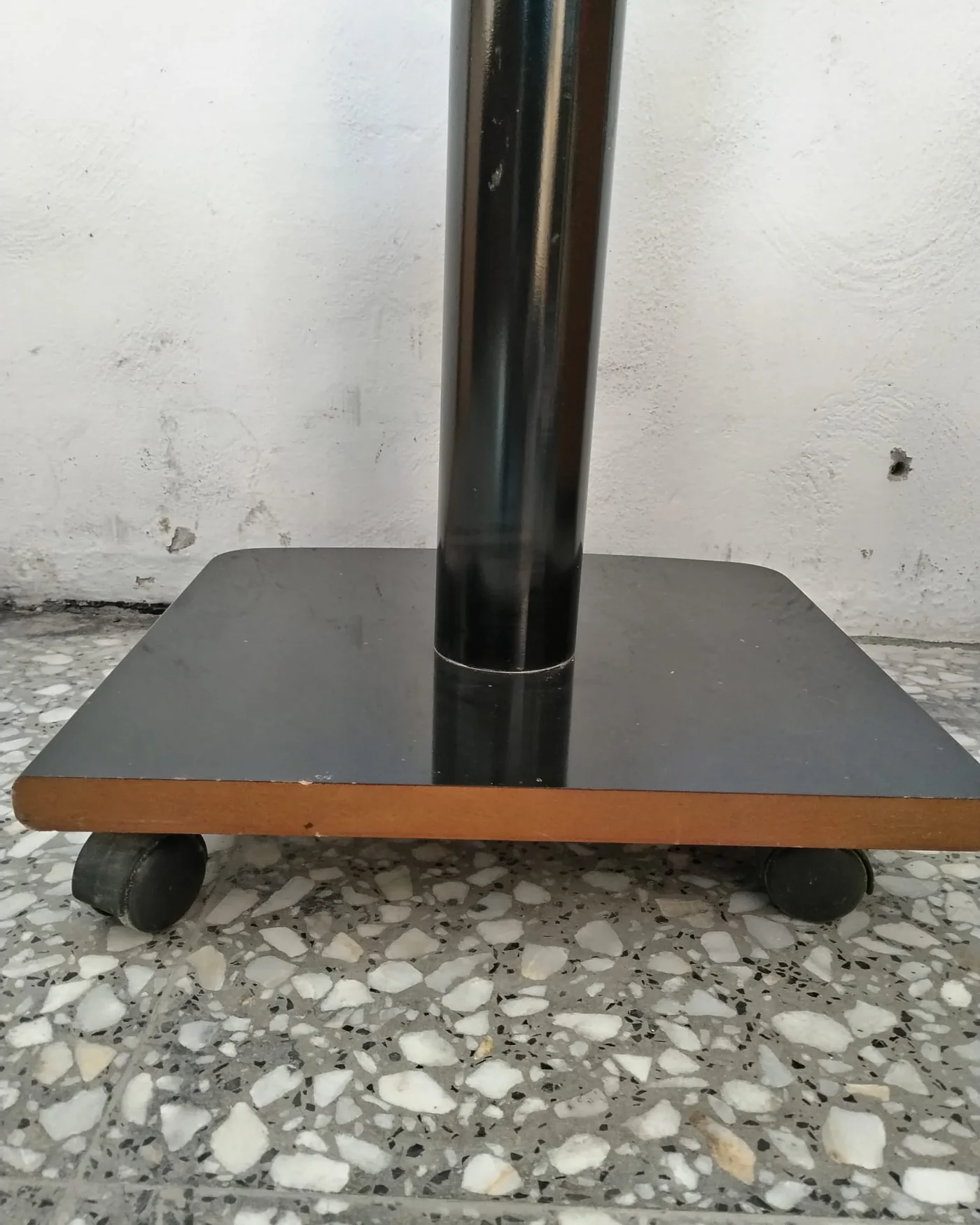 MESA auxiliar tv - imagen 6