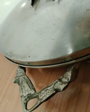 Antigua olla para langosta con tapa decorada - miniatura 2