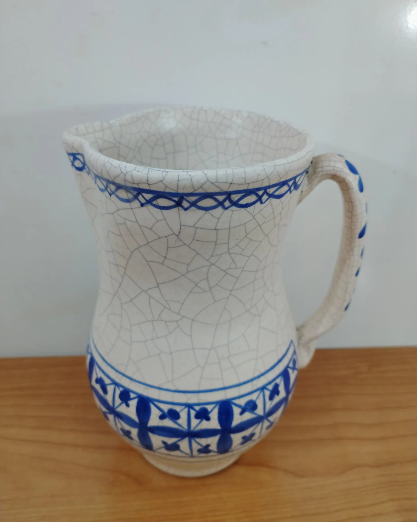 Jarrón de porcelana con decoración azul y efecto craquelado - imagen 2