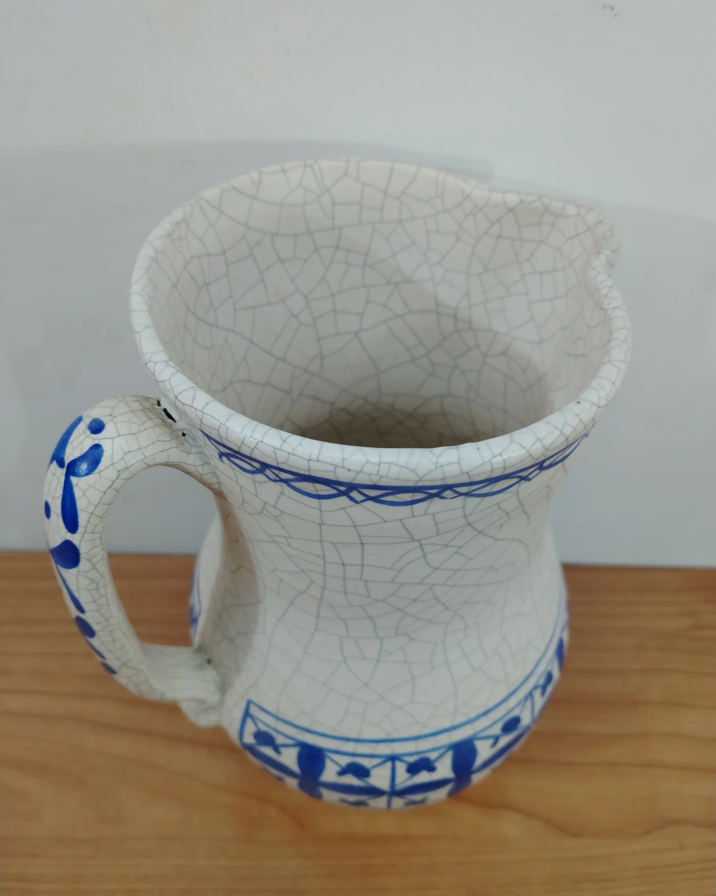 Jarrón de porcelana con decoración azul y efecto craquelado - imagen 5