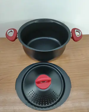 Olla Bidasoa con tapa y asas rojas - miniatura 3
