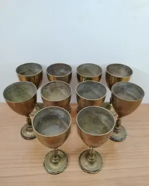 Conjunto de 10 copas de latón vintage - miniatura 2