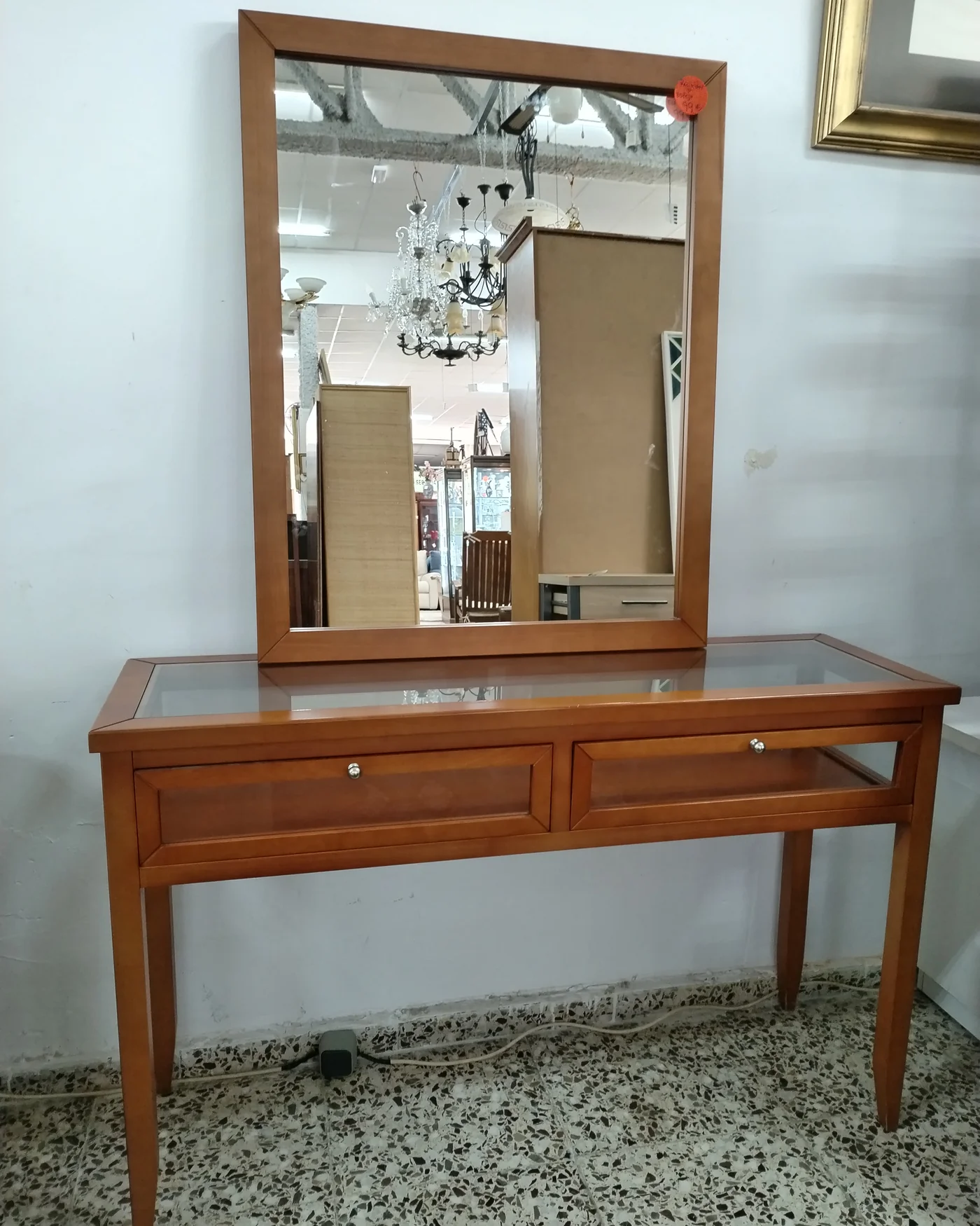 Recibidor con espejo de madera y cristal - imagen 1
